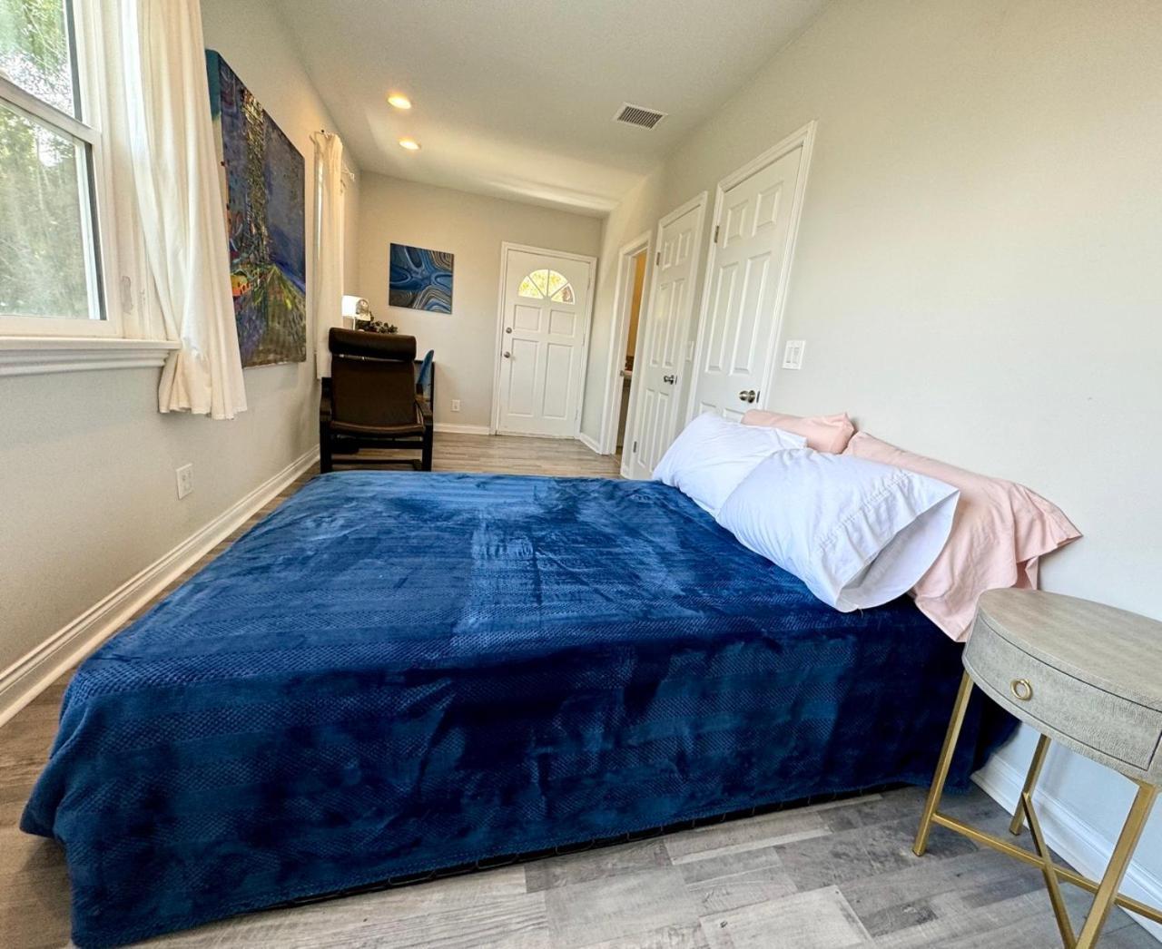 #Universal Apartment Los Angeles Room photo